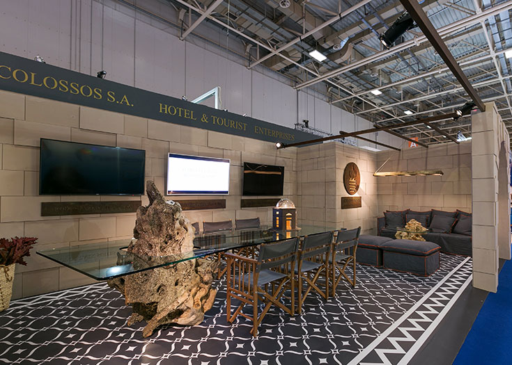 COLOSSUS EXHIBITION METROPOLITAN